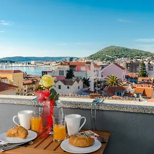  Appartement Kokolo With Sea View Croatie